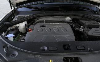 国产7座车自动泊车视频,智能驾驶新体验